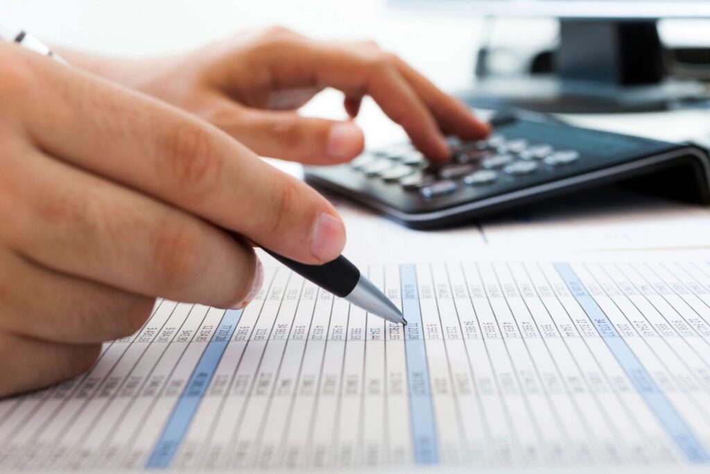 How Our List Broker's Insight can Help Maximize ROI